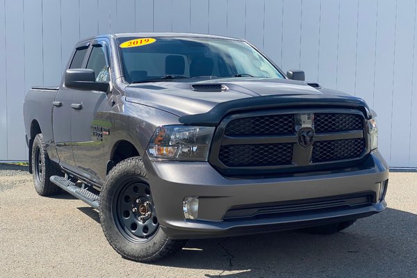 2019 Ram 1500 Classic EXPRESS | Cam | USB | Kelyless | Cruise |