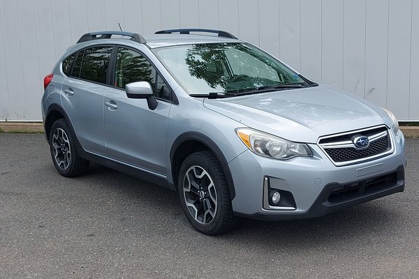 2016 Subaru Crosstrek 2.0i w/Touring Pkg | Lthr | Cam | Bluetooth HtdSts