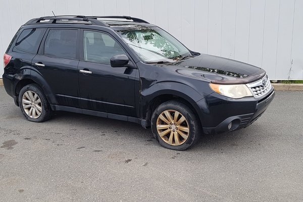 2011 Subaru Forester X Touring | SunRoof | HtdSeats | Bluetooth  | XM