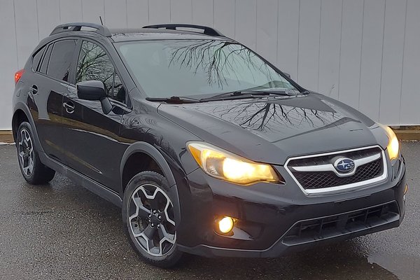 2015 Subaru XV Crosstrek 2.0i W/Sport Pkg | HtdSeats | Cam | USB | Sunroof