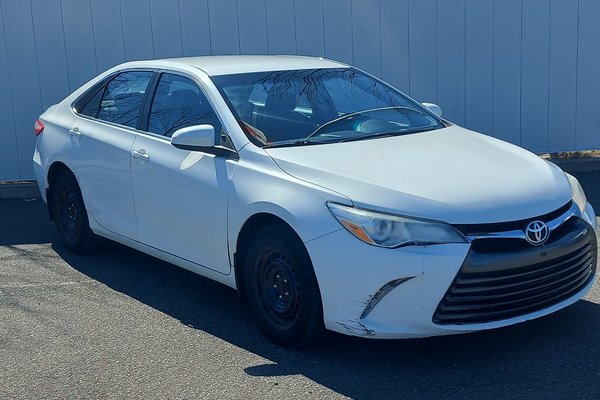 2017 Toyota CAMRY LE |  USB | Bluetooth | Cruise | Aux | CD
