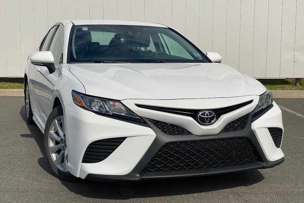 2019 Toyota Camry SE | Cam | USB | Cruise | Lane Assist