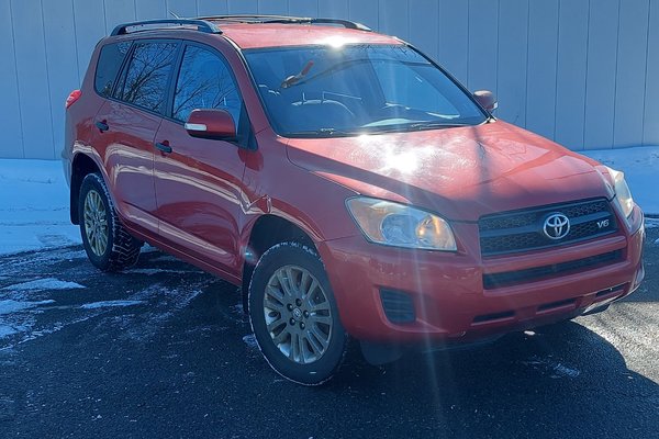 2010 Toyota RAV4 Base | Cruise | Tilt | Aux | PwrWindows