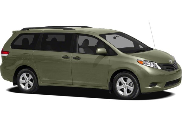 2011 Toyota SIENNA BASE | Cruise | Tilt | Keyless Entry | CD