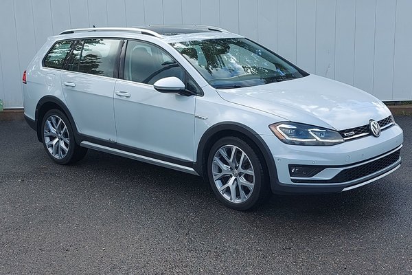 2018 Volkswagen Golf Alltrack Base | HtdSeats | Cam | USB | Cruise