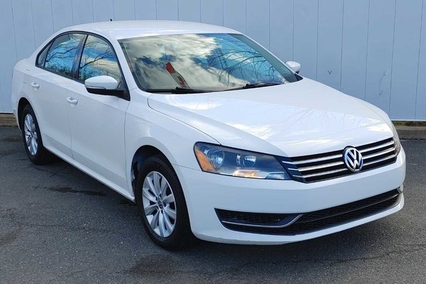 2013 Volkswagen Passat Trendline | HtdSeat | Bluetooth | Keyless | Cruise