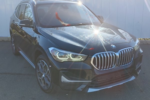 2021 BMW X1 28i | AWD | HtdSeats | BackCam | Warranty to 2024