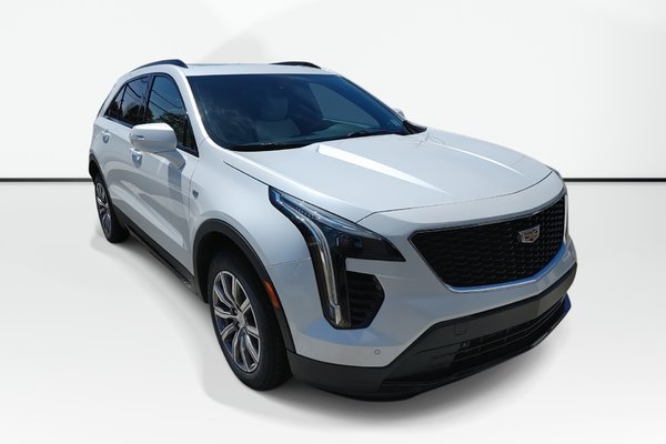 2023 Cadillac XT4 Sport | BOSE | Massage Seats | Leather