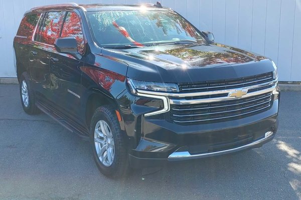 2023 Chevrolet Suburban LT | Leather | BOSE | 3rd Row | Cam