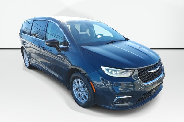 2024 Chrysler Pacifica Touring-L | Leather | Cam | USB