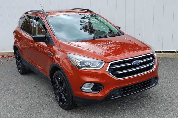 2019 Ford Escape SE | Cam | USB | Heated Seats