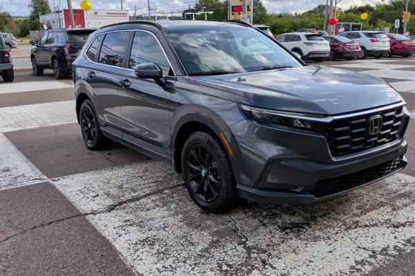 2024 Honda CR-V Sport | Sunroof | Cam | USB | Warranty to 2028