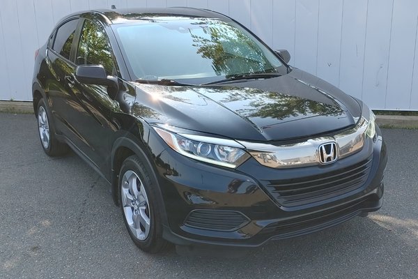 2020 Honda HR-V LX | Cam | USB | HtdSeats | Warranty to 2025