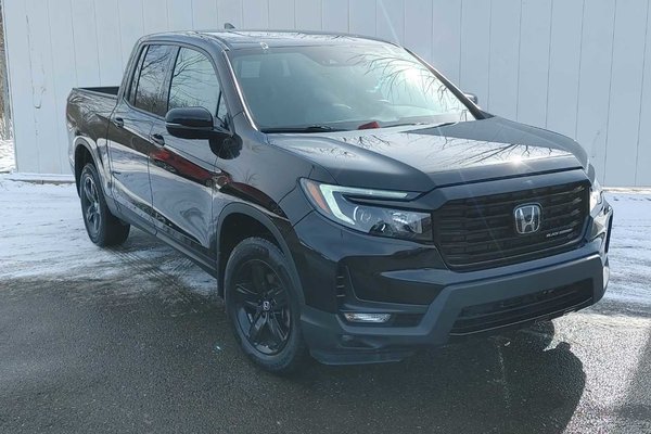 2022 Honda Ridgeline Black Edition | Leather | Roof | Warranty to 2027