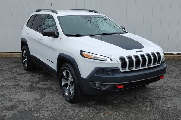 2018 Jeep Cherokee TrailHawk | Leather | Cam | USB | XM | HtdWheel