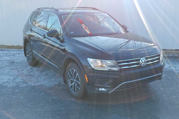 2019 Volkswagen Tiguan Comfortline | SunRoof | Cam | USB | XM | HtdSeats