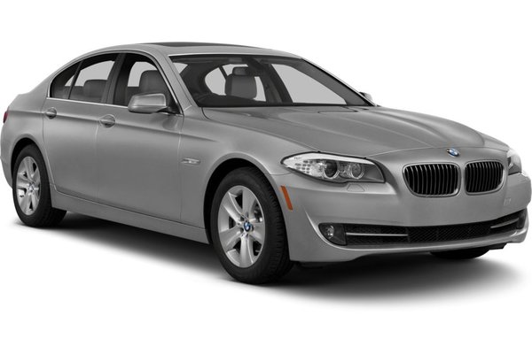 2011 BMW 5 Series 550i xDrive | Leather | SunRoof | Cam | Bluetooth