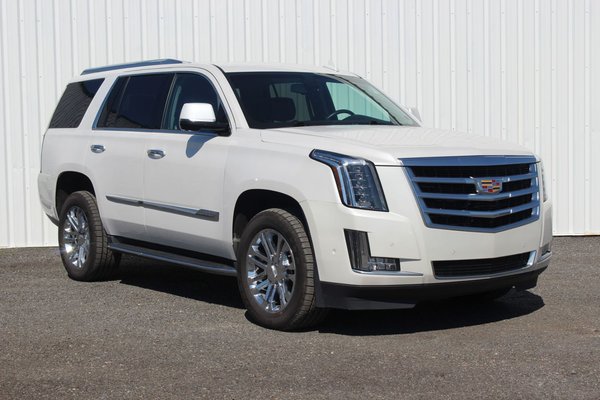 2017 Cadillac Escalade Base | Leather | Nav | Cam | USB | XM | PwrHatch