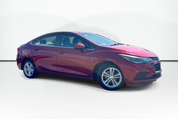 2017 Chevrolet Cruze LT | Roof | Nav | Bluetooth | HtdSeat | Keyless