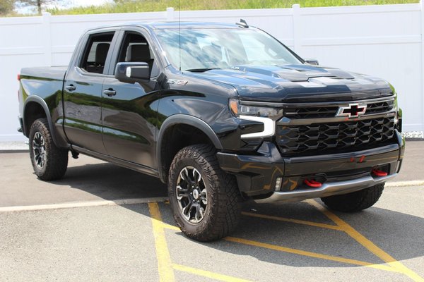 2023 Chevrolet Silverado 1500 ZR2 | Lthr | Roof | HtdSeats | Warranty to 2028