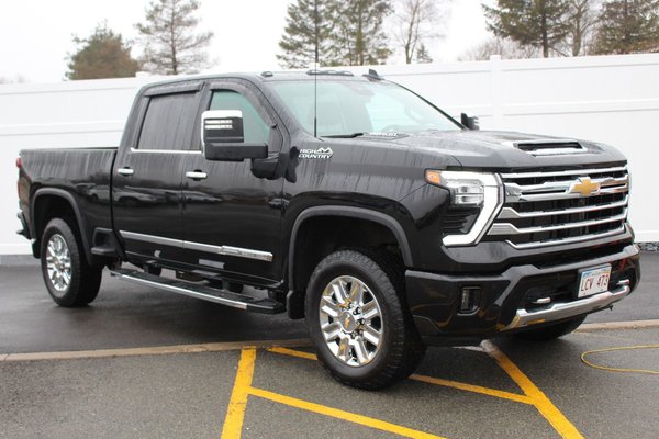 2024 Chevrolet Silverado 2500HD High Country | GAS | Leather | Warranty to 2028