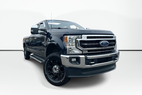 2022 Ford Super Duty F-250 SRW LARIAT | Roof | Cam | Lthr | Warranty to 2027