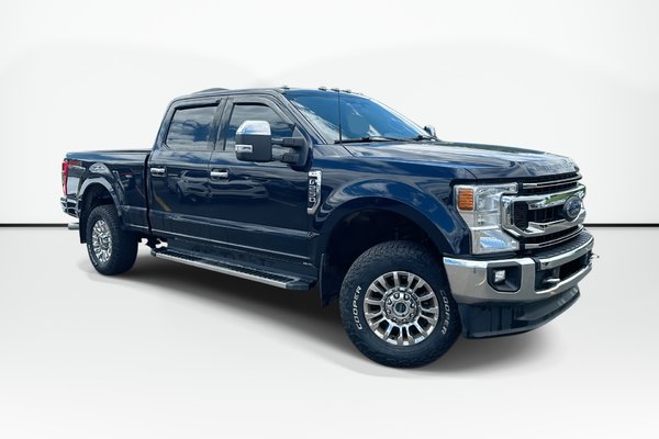 2022 Ford Super Duty F-250 SRW XLT | GAS  Roof | Cam | Bluetooth | Htd Sts | Aux