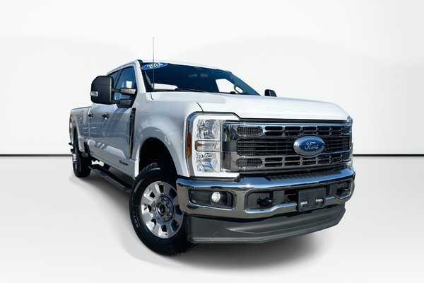 2024 Ford Super Duty F-350 SRW XLT | Diesel | Cam | Bluetooth | Warranty to 2029