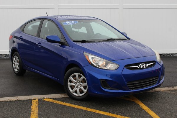 2012 Hyundai Accent GL | Keyless | Aux | Cruise | PwrWindows