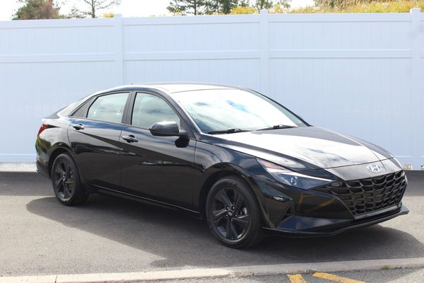 2022 Hyundai Elantra Hybrid Preferred | HtdSeat | Cam | USB | Warranty to 2030