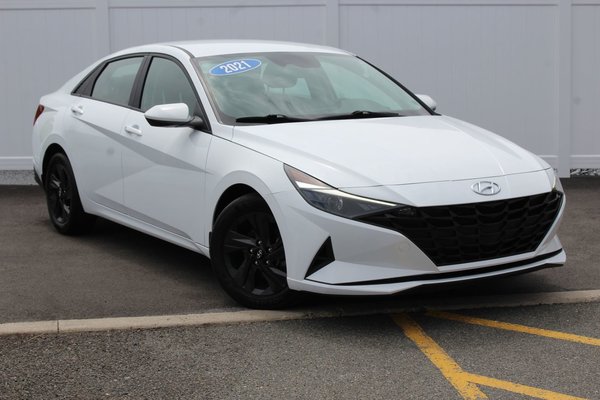 2021 Hyundai Elantra Preferred | HtdSeat | Cam | Aux | Warranty to 2026
