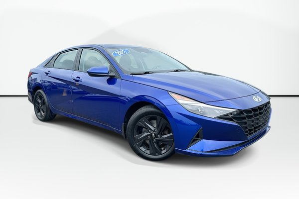 2021 Hyundai Elantra Preferred Tech | Roof | HtdSteering | Keyless