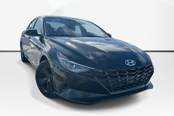 2023 Hyundai Elantra Preferred | Cam | HtdSeats | Warranty to 2028