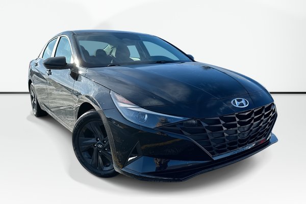 2023 Hyundai Elantra Preferred | Cam | HtdSeats | Warranty to 2028
