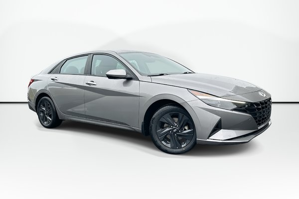 2023 Hyundai Elantra Preferred | RmtStart | HtdSeats | Warranty to 2028