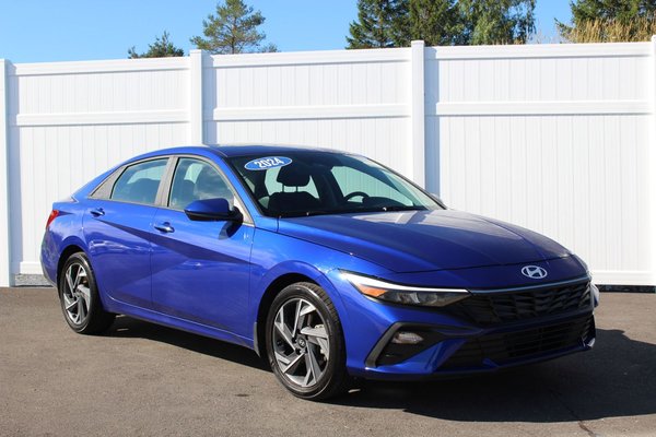 2024 Hyundai Elantra Preferred-Tech | SunRoof | Cam | Warranty to 2029