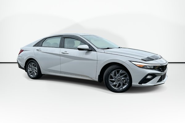 2024 Hyundai ELANTRA PREFERRED