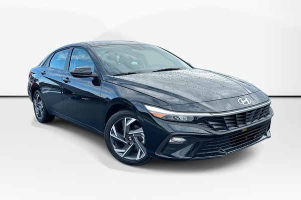 2026 Hyundai Elantra Preferred Tech | Roof | Nav | Warranty to 2031