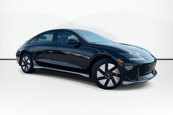 2025 Hyundai IONIQ 6 Preferred | AWD | Nav | Cam | Warranty to 2032