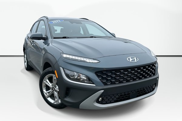 2022 Hyundai Kona Preferred | Roof | Lthr | Warranty to 2027