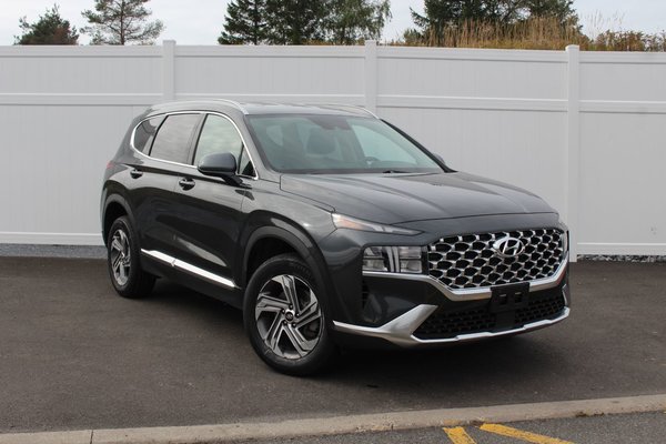 2023 Hyundai Santa Fe Preferred | HtdSeats | Cam | Warranty to 2029
