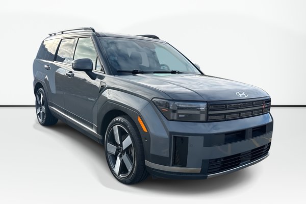 2024 Hyundai Santa Fe Luxury | Roof | HtdSeats | Warranty to 2029