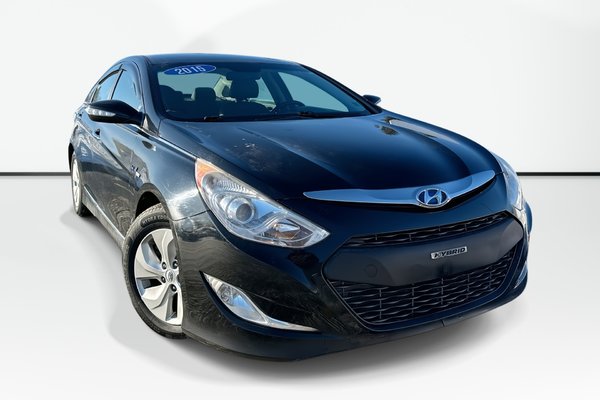 2015 Hyundai Sonata Hybrid Base | HtdSeats | Cam | Bluetooth | USB | Aux | AC