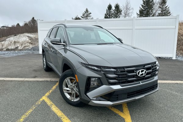 2025 Hyundai Tucson Preferred | RmtStart | HtdSeats | Warranty to 2030