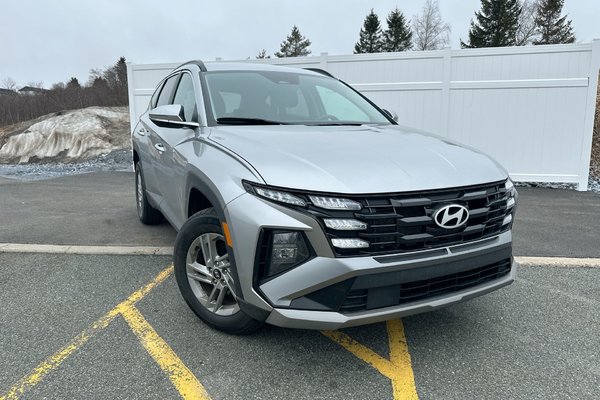 2025 Hyundai Tucson Preferred | RmtStart | HtdSeats | Warranty to 2030