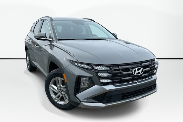2025 Hyundai Tucson Preferred | RmtStart | HtdSeats | Warranty to 2030