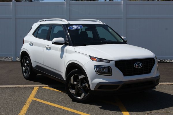 2020 Hyundai Venue Trend | SunRoof | Cam | USB | Warranty to 2025