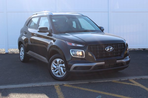 2024 Hyundai Venue Preferred | Cam | HtdSeats | Warranty to 2029