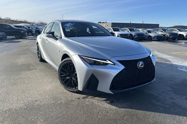 2022 Lexus IS IS 300 | Cam | Lthr HtdSeat | Warranty to 2028