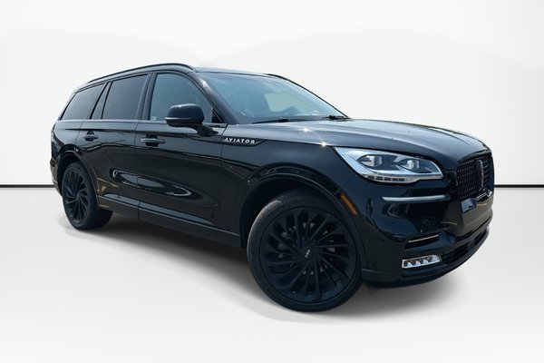 2022 Lincoln Aviator Reserve | Cam | Bluetooth | Warranty to 2028